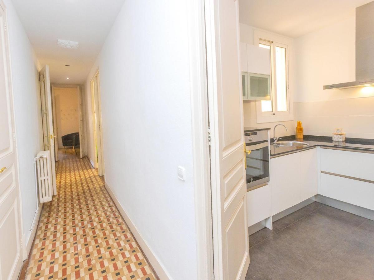 Apartamento Eix-dret-roger De Lluria-valencia By Interhome *