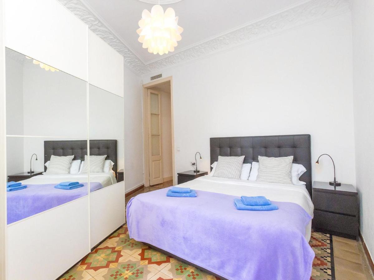 Eix-dret-roger De Lluria-valencia By Interhome Barcelona